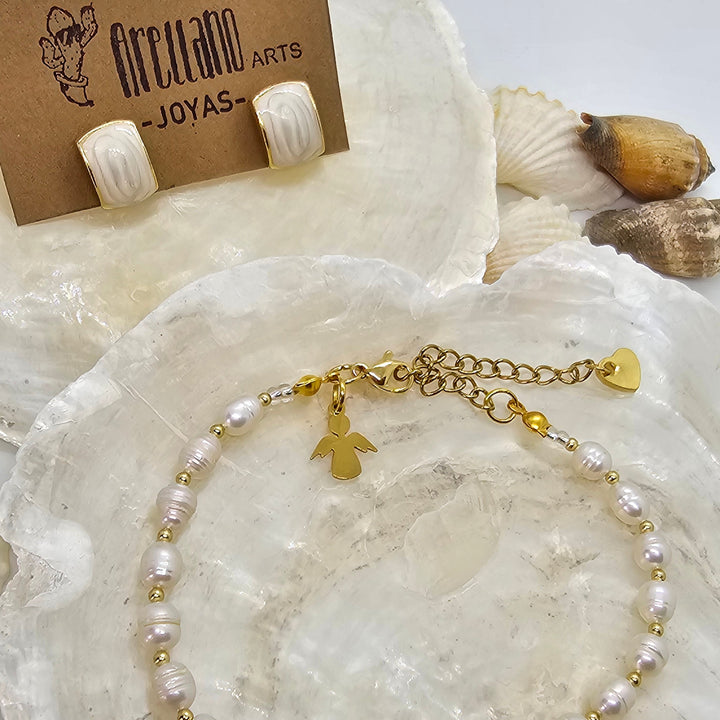 Armband aus Zuchtperlen "My Angel" und dazugehörige Ohrringe