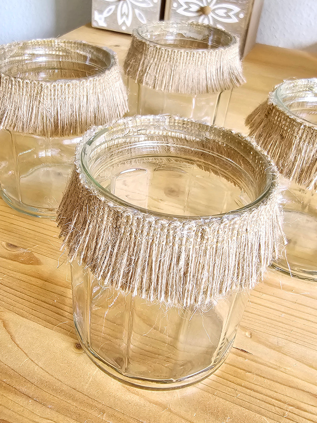 Upcycling-Glas im Ibiza-Boho-Stil